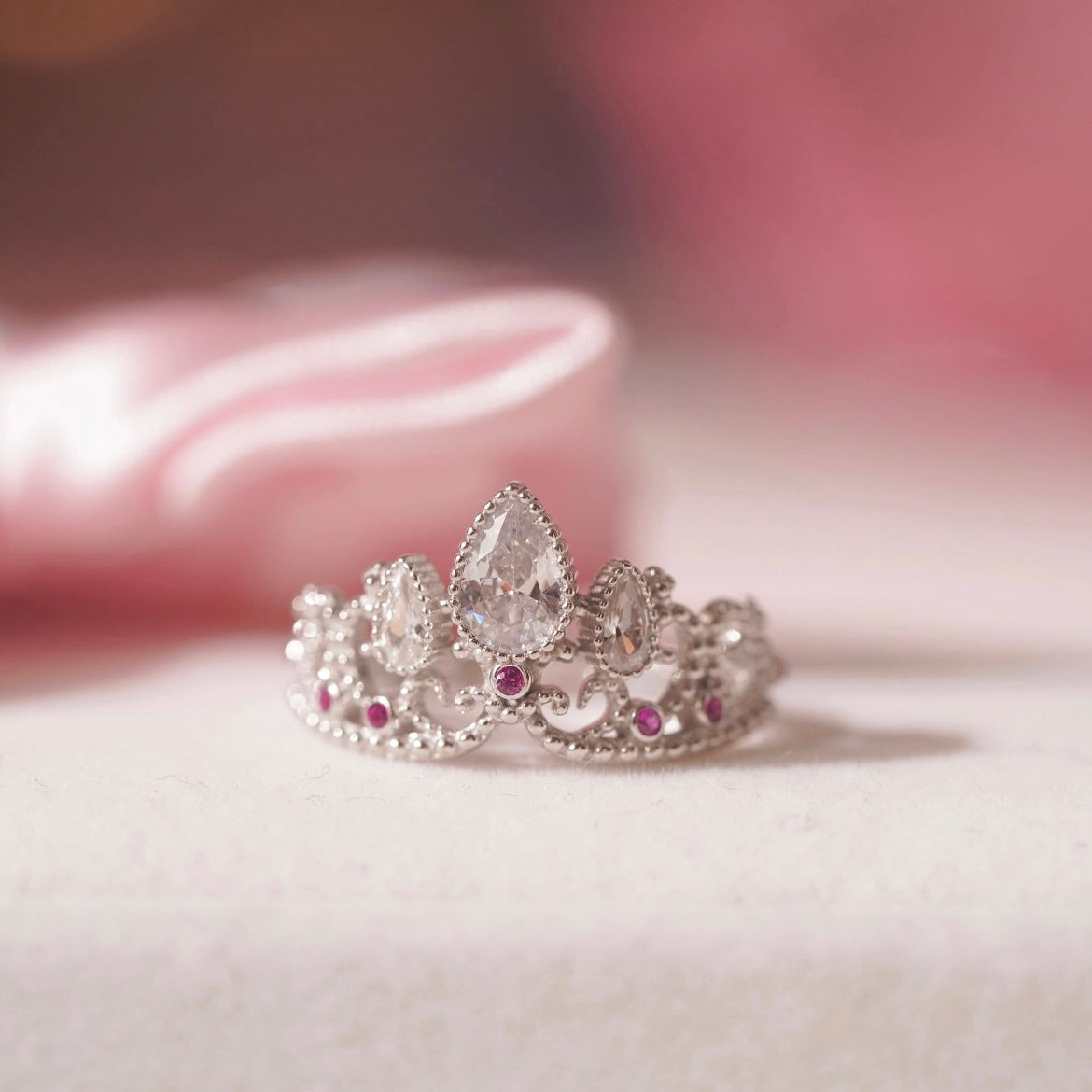 Rapunzel Adjustable Crown Ring. Tangled in Magic – LuvLoom